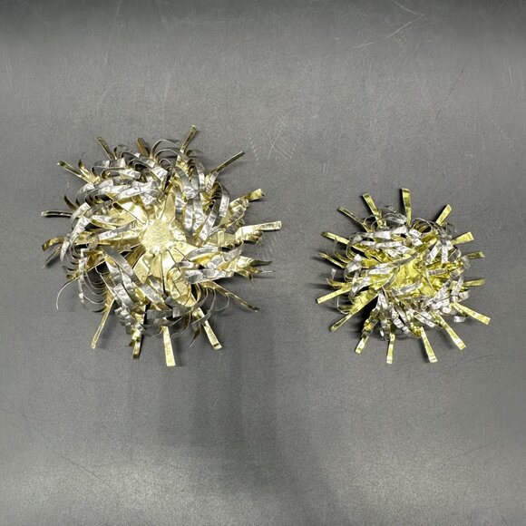 Vintage Atomic Starburst Christmas Ornaments Aluminum Handmade Set Of 2 - Picture 2 of 7